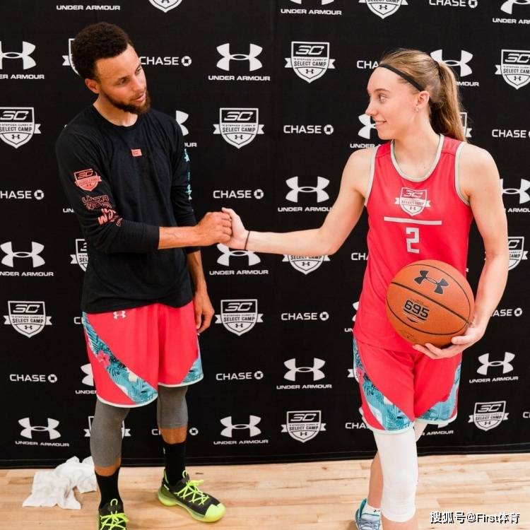 勒沃库森训练开放日；窗口期内部沟通引欢呼；荷甲在即；年轻球员得到机会的简单介绍-开云体育下载