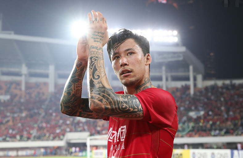 关于转折点上海久事再遭质疑，西甲冲刺阶段攻防权衡，气氛紧张，高层口径保持一致的信息-开云体育下载